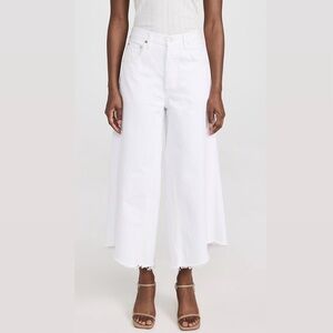 ZII Ropa high-waisted wide-leg white culotte denim pants.🤍